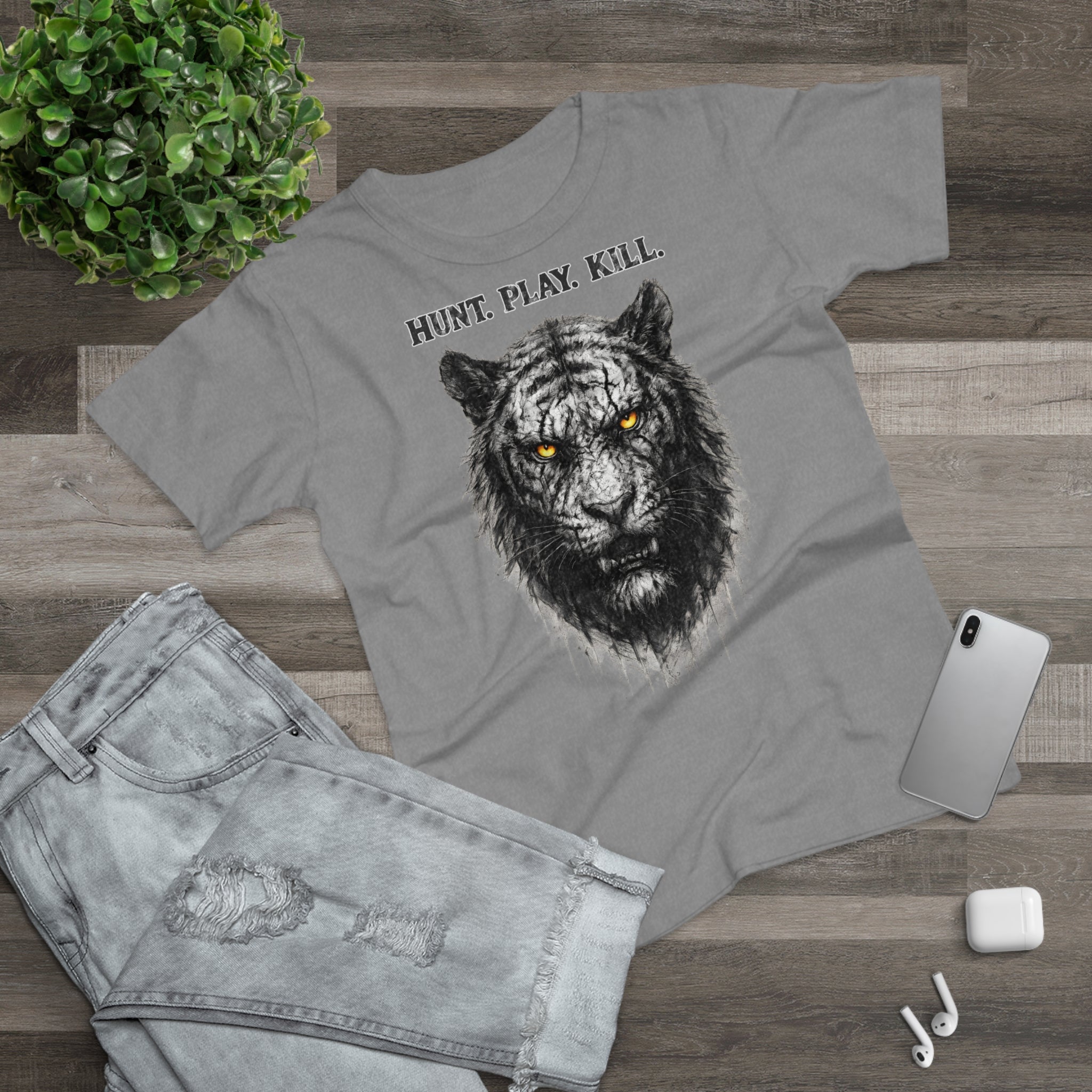 Tiger: Frontprint, Womens' T-Shirt - Animal-Collection