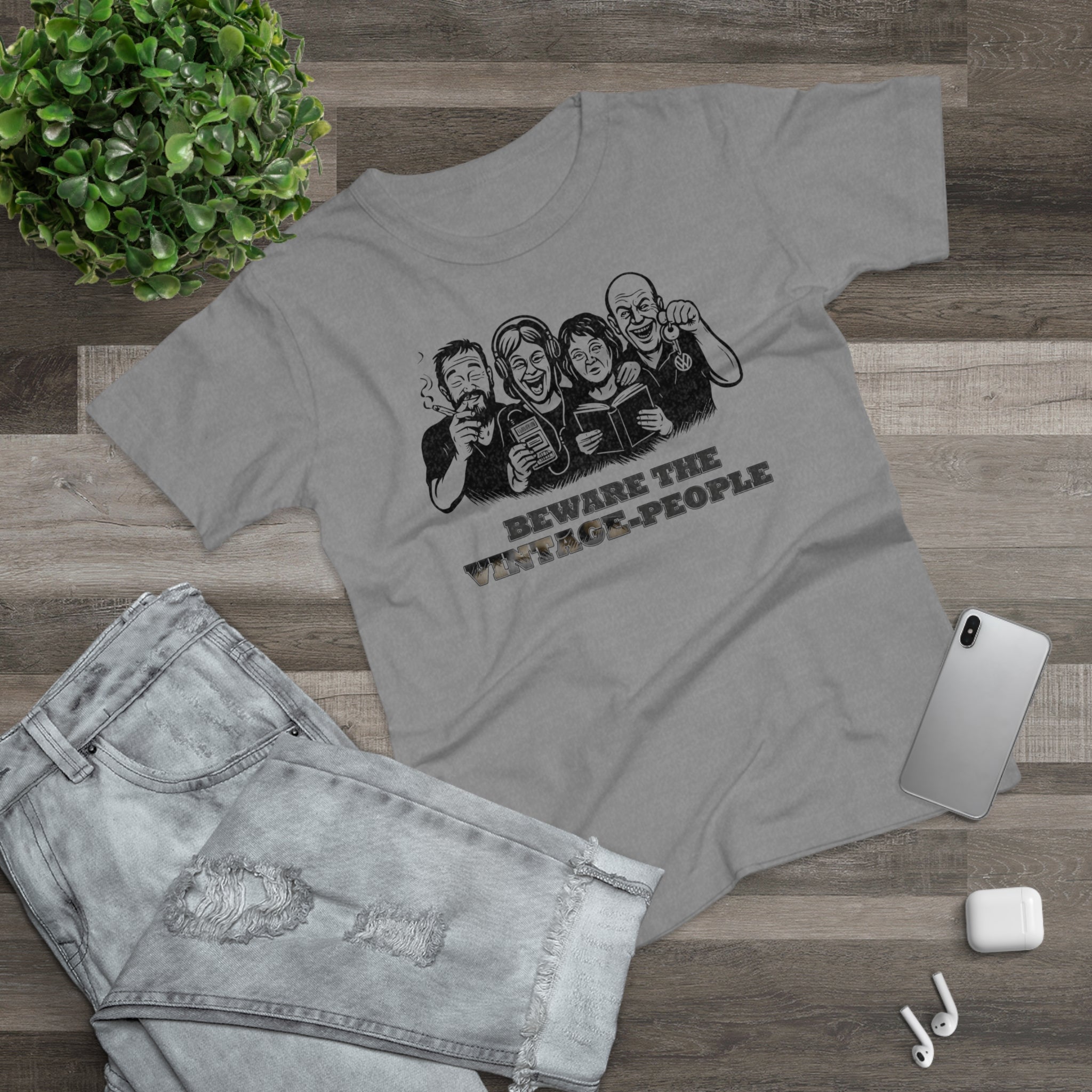 Vintage People Beware, Frontprint, Womens' T-Shirt