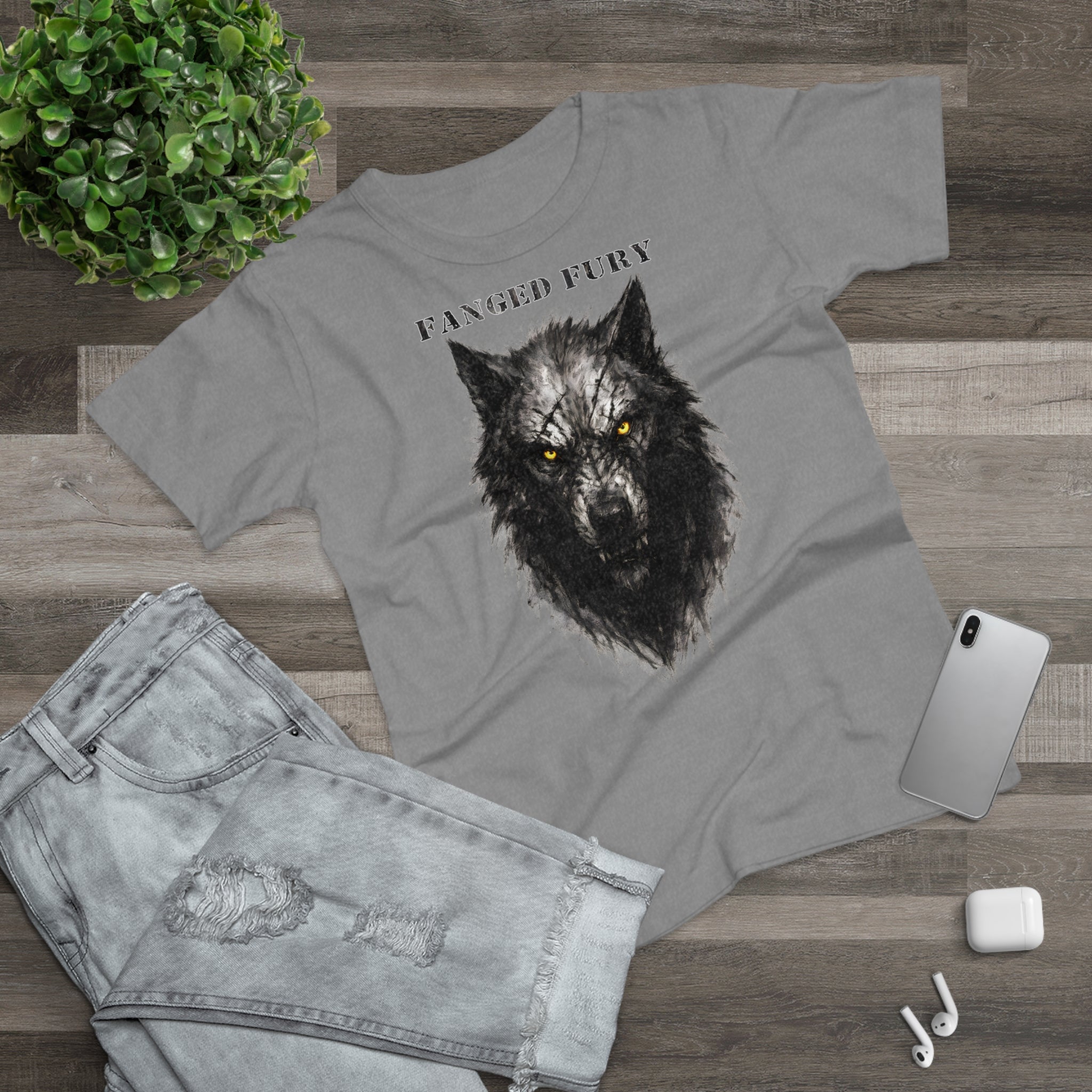 Wolf: Frontprint, Womens' T-Shirt - Animal-Collection