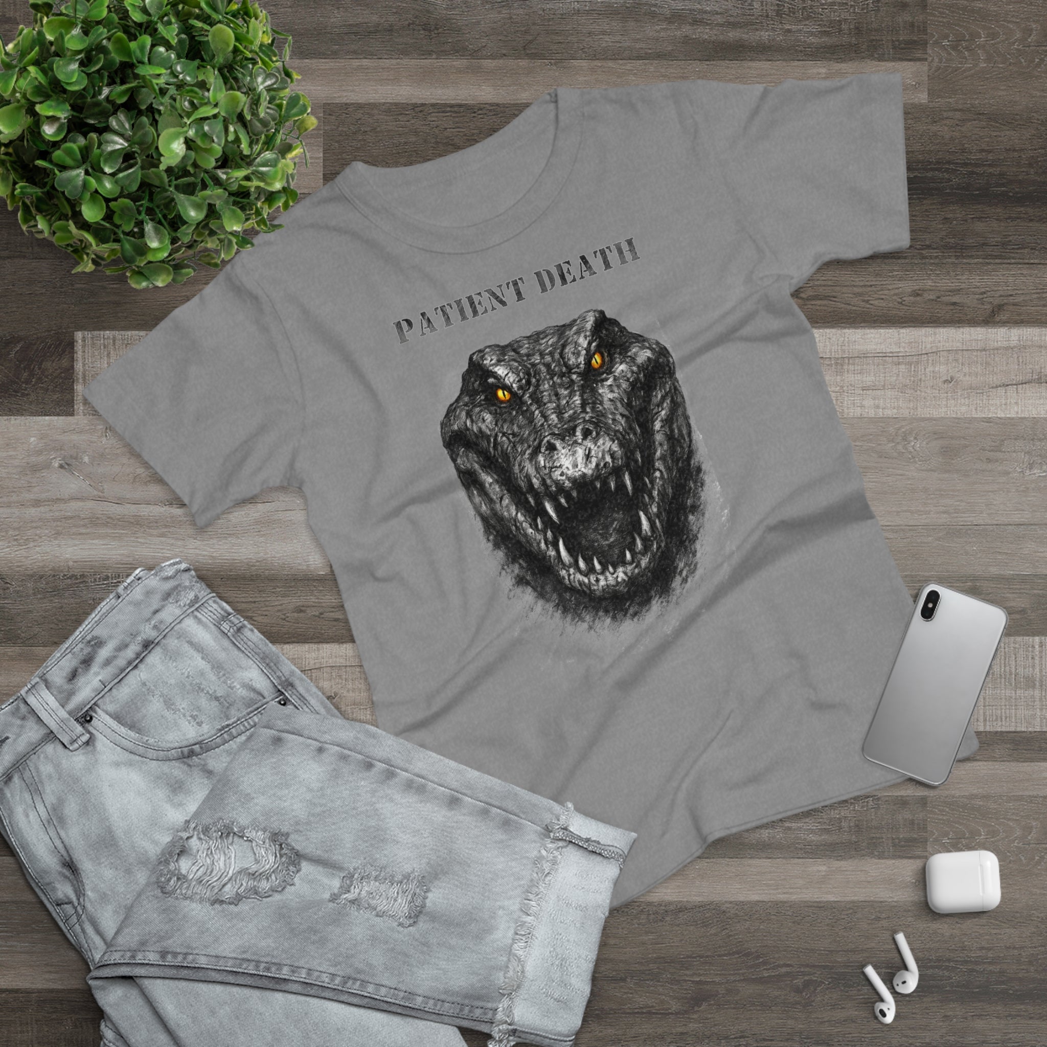 Alligator: Frontprint, Womens' T-Shirt - Animal-Collection