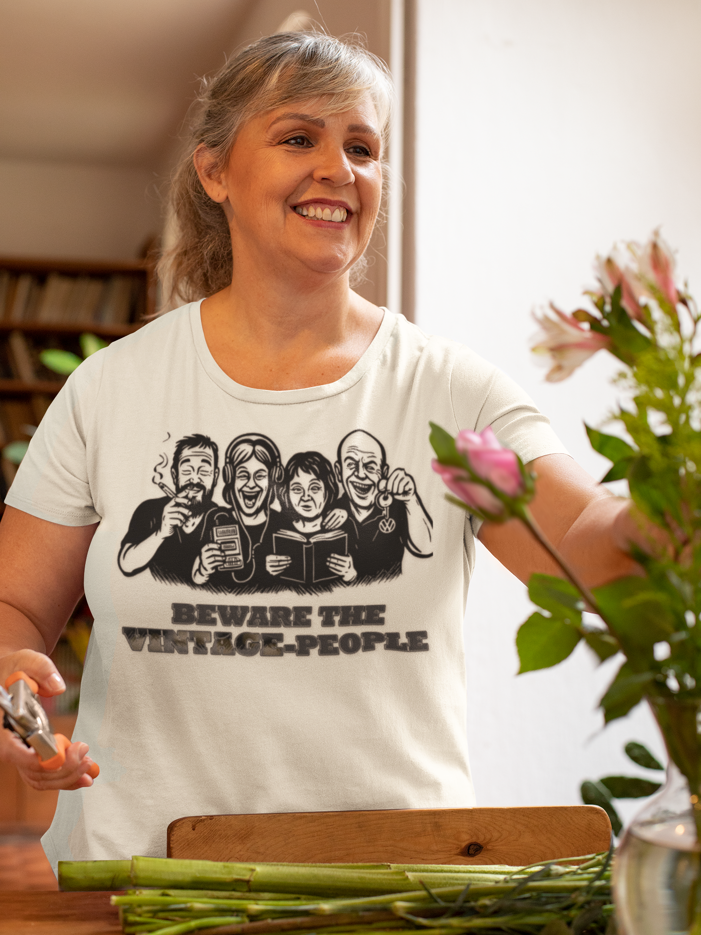 Vintage People - Retro Walkman, VW Bully, Peace Love Rock'n Roll Shirt