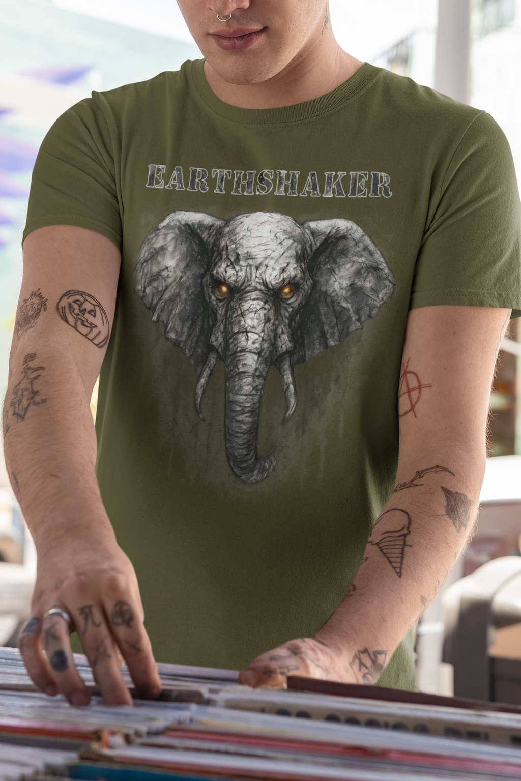 Elefant - Earthshaker: Frontprint, Unisex T-Shirt - Animal-Collection