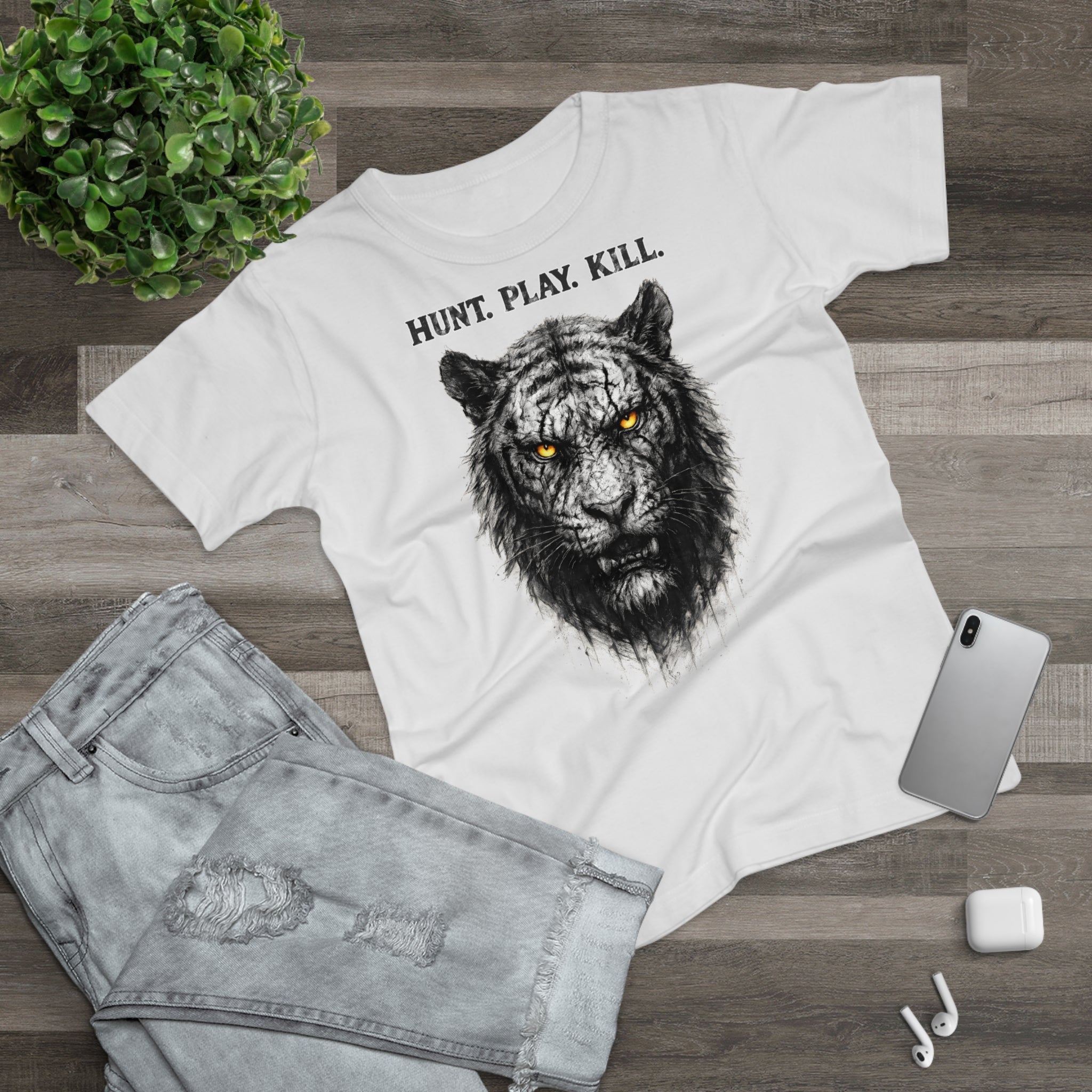 Tiger: Frontprint, Womens' T-Shirt - Animal-Collection