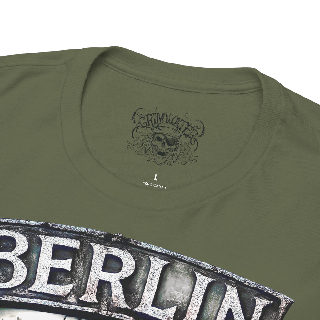 Berlin Bear - Semper Vigilans: Frontprint, Unisex T-Shirt **Grimwater-Edition**