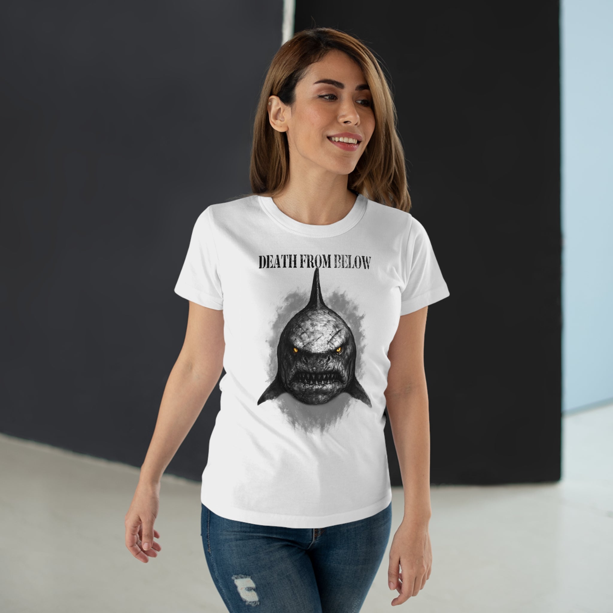 Hai: Frontprint, Womens' T-Shirt - Animal-Collection