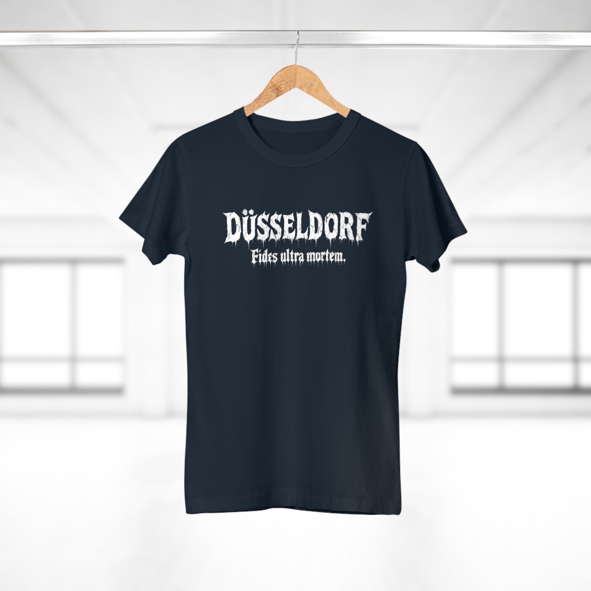 Düsseldorf: Front-/Backprint - Women's T-shirt **Grimwater-Edition**