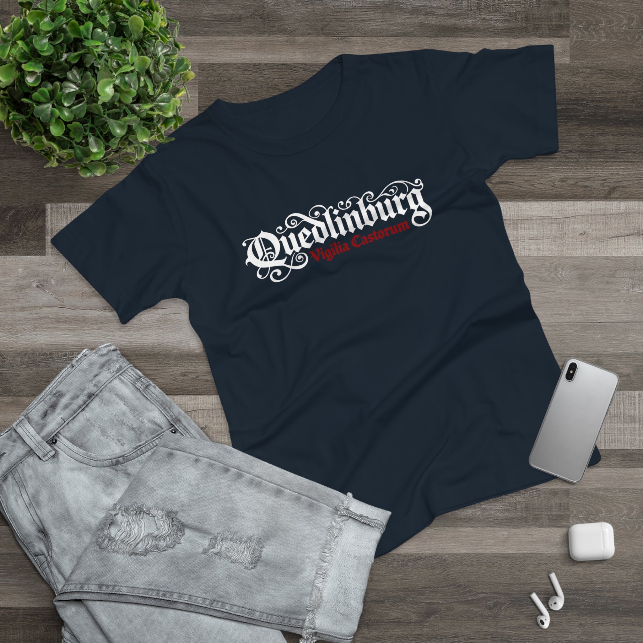Quedlinburg: Frontprint, Womens' T-Shirt **Grimwater-Edition**