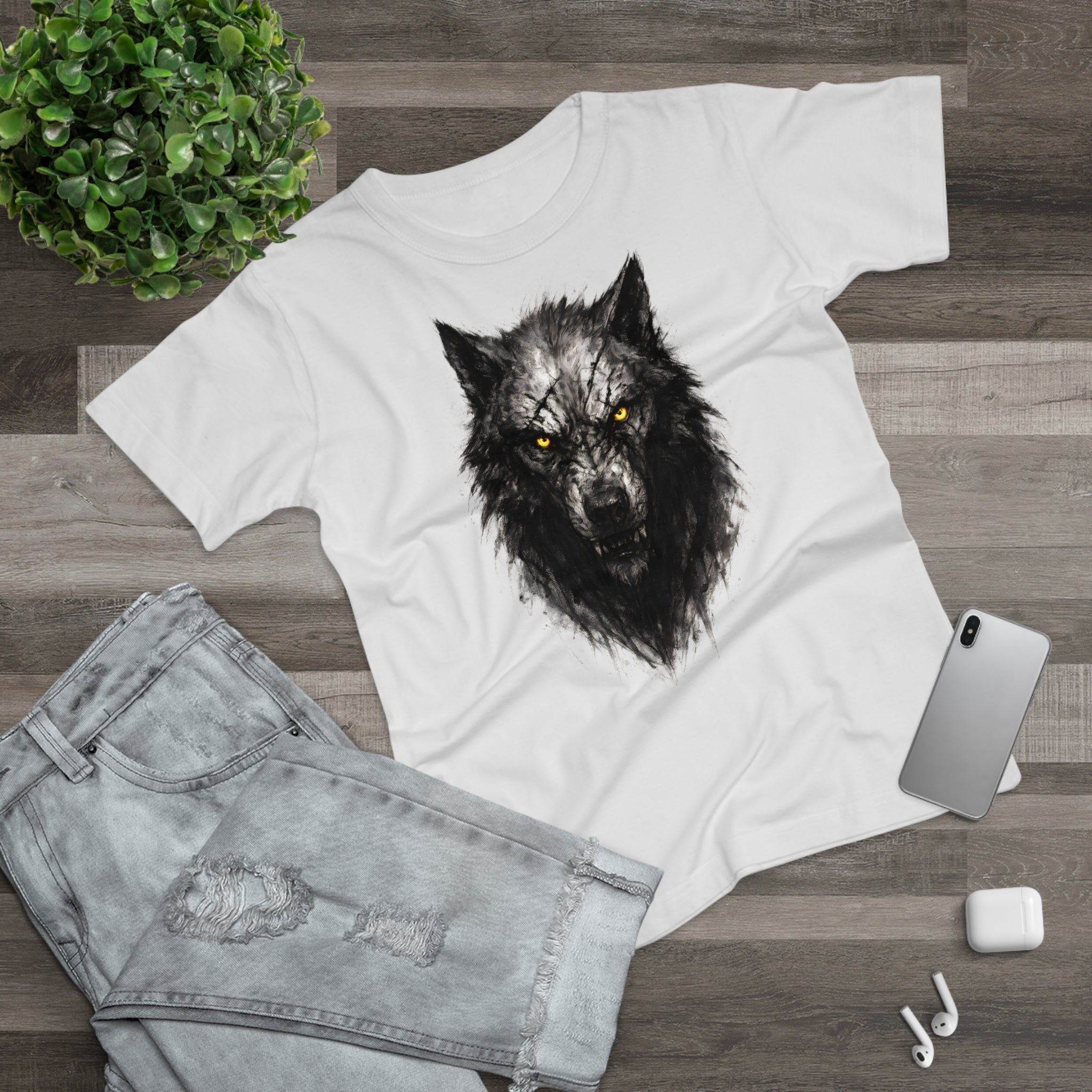 Wolf: Frontprint, Women's T-Shirt - Animal-Collection