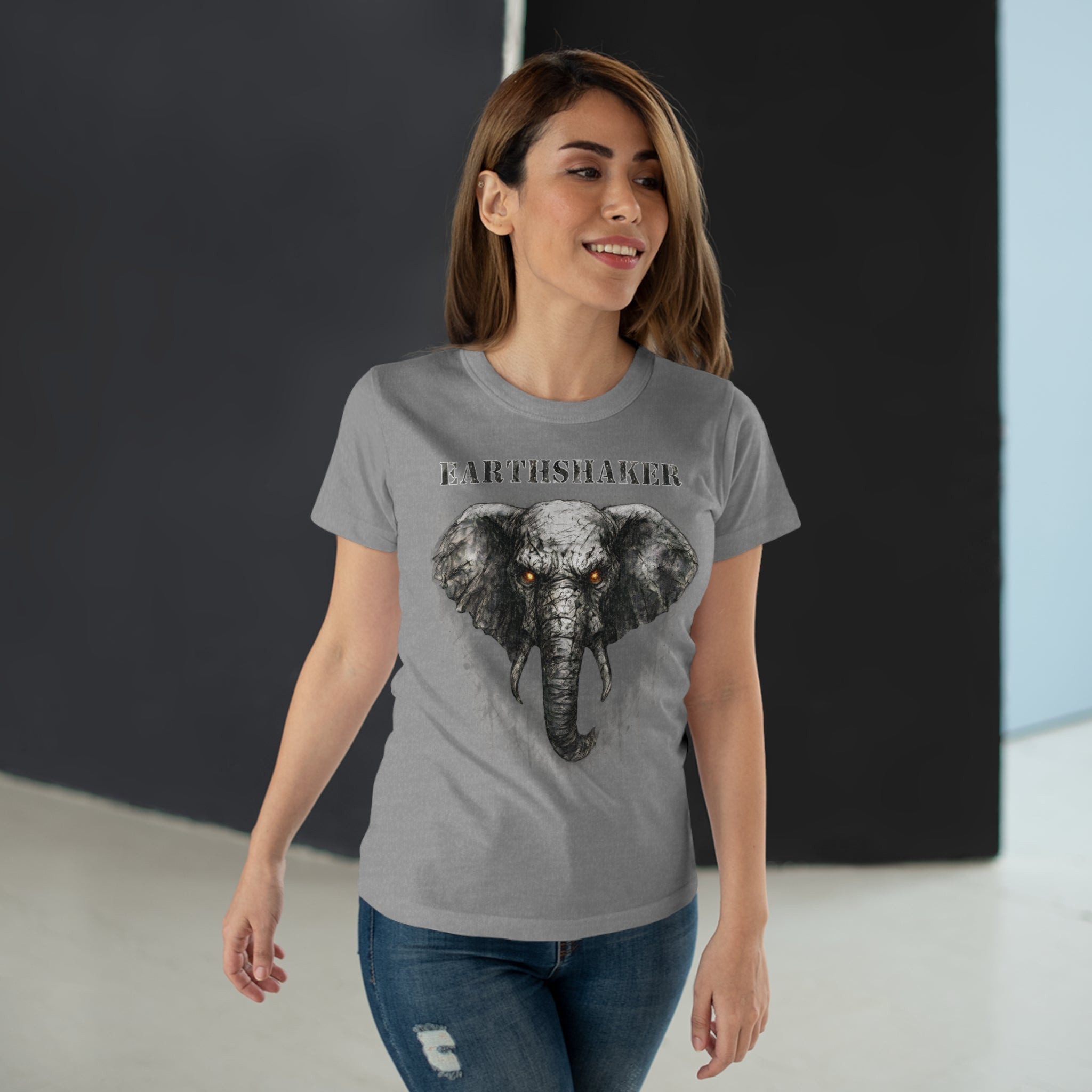 Elefant: Frontprint, Womens' T-Shirt - Animal-Collection